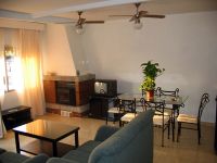 SE ALQUILA/VENDE DUPLEX, ROBLEDO DE CHAVELA