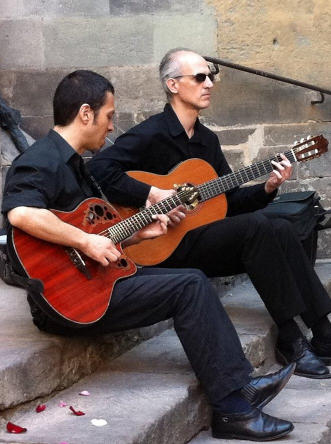 D�O de GUITARRAS para eventos, toda Catalu�a    