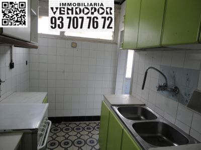 Piso con parking comunitario