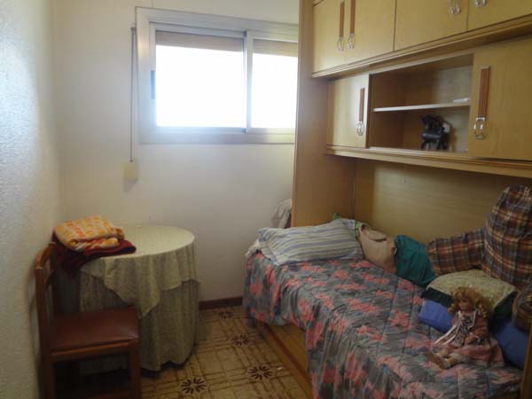 Piso exterior para entrar a vivir en Ciudad Meridiana