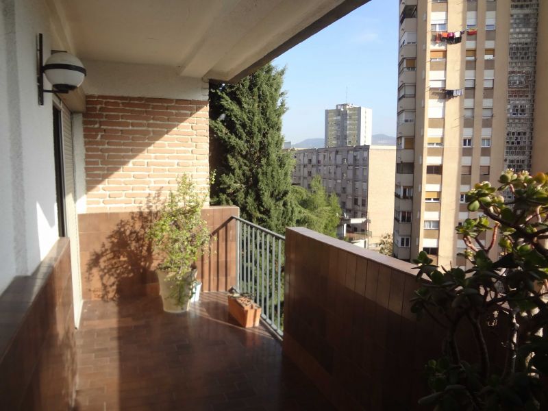 Preciosa vivienda con amplias vistas a Barcelona y a la monta�a