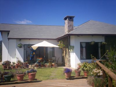 SE VENDE IMPRESIONANTE CASA EN COMASAGUA IDEAL PARA RESTAURANTE, HOTEL , HOSTAL ,RECEPCIONES.