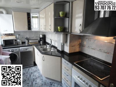 Piso en venta en ciutat meridiana por 95.000 euros