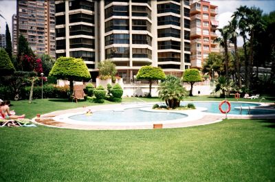 ALQUILO BONITO APARTAMENTO EN BENIDORM