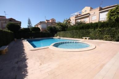 PLAYA DE LA MATA BUNGALOW PLANTA BAJA 2 HABS 75.000 EUROS. 