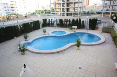 GUARDAMAR 2 HABS PISCINA PARKING SEMI-NUEVO 98.000 E 