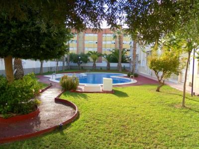 TORREVIEJA,CERCA PLAYA,SOLAMENTE 37.000 EUROS,PISCINA 