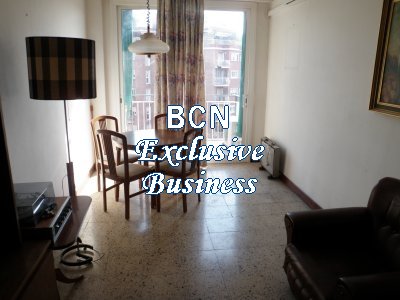 Piso a reformar en Av. Meridiana - St Antoni M� Claret (Sagrera) 