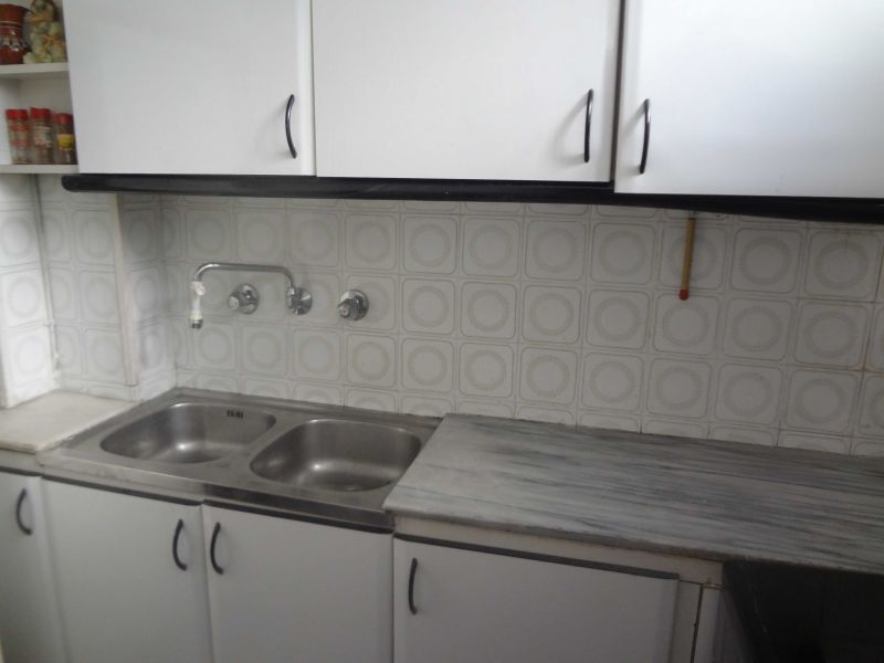 Piso en venta de 3 dormitorios en el barrio de Ciutat Meridiana