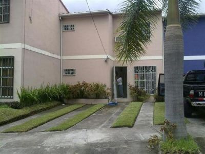 Linda Casa en Residencial Privado, en Colonia San Francisco