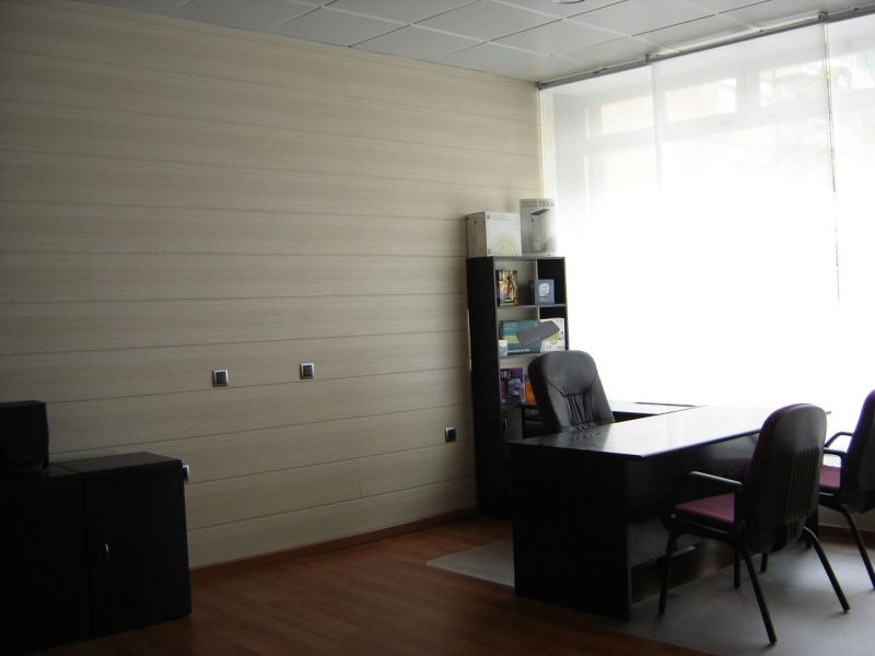 Local en venta Muy bien comunicado con trasporte p�blico
