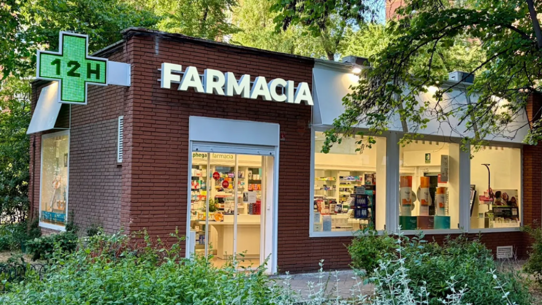 Farmacia Mar�a Coullaut 12H | Farmacia Ciudad de los �ngeles