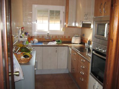 NOS URGE VENDER NTRA. CASA(SON DOS VIVIENDAS INDEPENDIENTES), 490.000 �, NEGOCIABLE. ‏