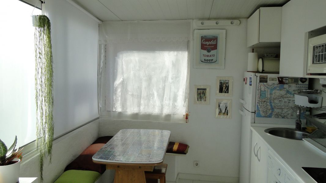 Chalet de 105 m2 con amplias vistas a Barcelona y a la monta�a