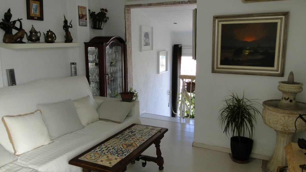Chalet de 105 m2 con amplias vistas a Barcelona y a la monta�a