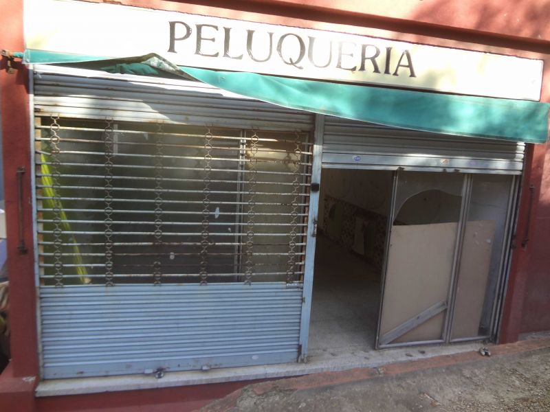 Local comercial en venta en el distrito de Nou Barris en Ciudad Meridiana