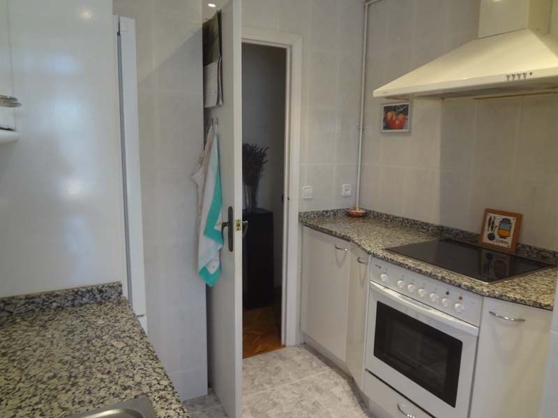 Vivienda exterior en venta de 3 dormitorios en Ciutat Meridiana